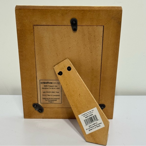 Creative Co-Op Mansour Ivory Scalloped Picture Frame Holds 4” X 6” Photo - Picture 4 of 6